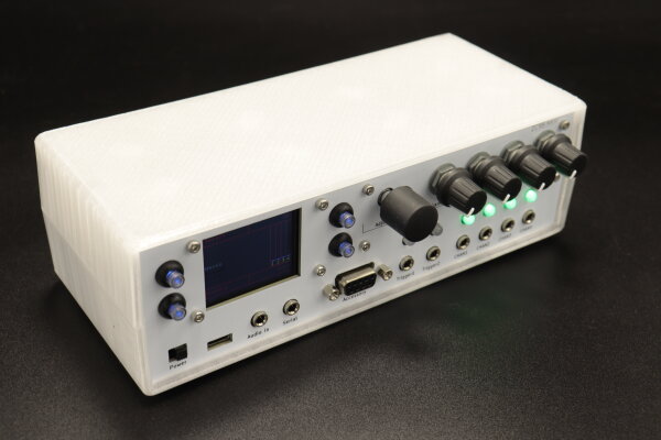 ZC95 MKII 4 Kanal E-Stim EStim Gerät Transparent Weiss